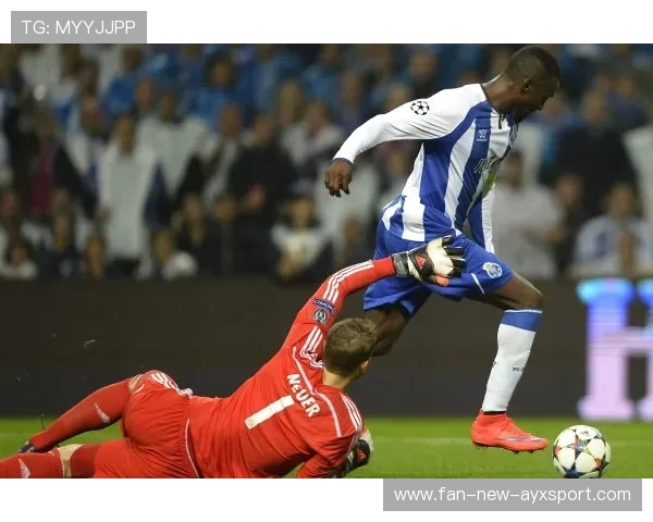 波尔图托尼马丁斯压哨扫射巨龙球场彻底炸开