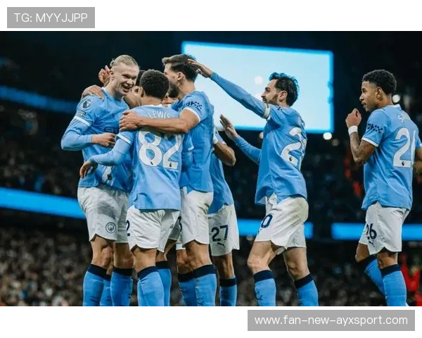 曼城持续压制对手半场